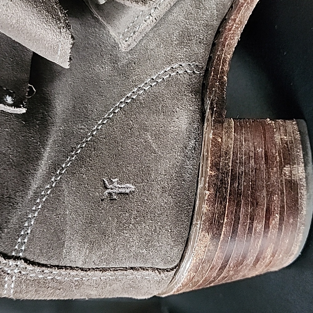 Frye Sabrina Double Buckle Suede Ankle Boots Size 10 - Picture 4 of 12